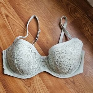 Victoria Secret Bra 36D Light Green
